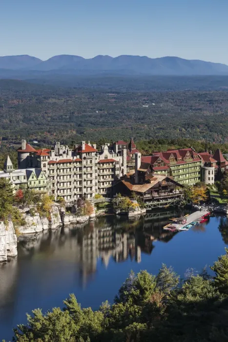 Framed Print : USA, New York, Hudson Valley, New Paltz, Mohonk Moutain House, historic hotel Framed Print : USA, New York, Hudson Valley, New Paltz, Mohonk Moutain House, historic hotel