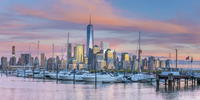 Framed Print : USA, New York, Manhattan, Lower Manhattan and World Trade Center, Freedom Tower across Framed Print : USA, New York, Manhattan, Lower Manhattan and World Trade Center, Freedom Tower across