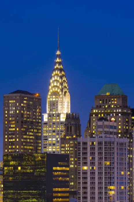 Framed Print : USA, New York, Manhattan, Midtown, Chrysler Building in centre Framed Print : USA, New York, Manhattan, Midtown, Chrysler Building in centre