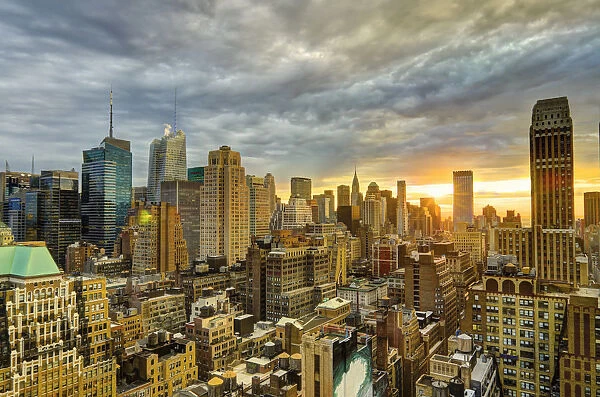 USA, New York, Manhattan, Midtown Skyline