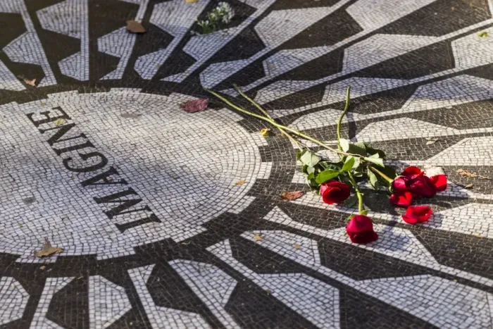 Framed Print : USA, New York, New York City, Central Park, Strawberry Fields, memorial to John Lennon Framed Print : USA, New York, New York City, Central Park, Strawberry Fields, memorial to John Lennon