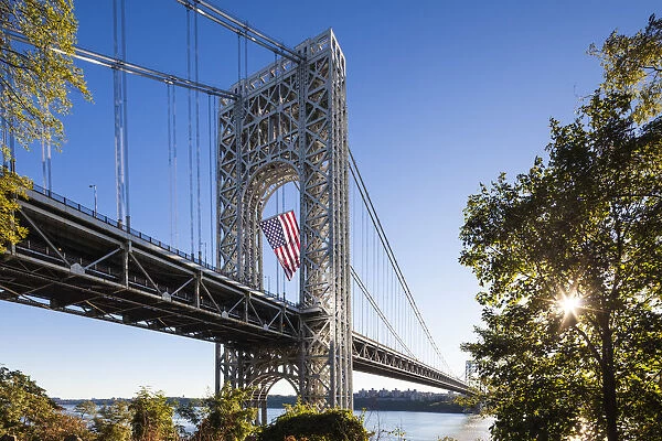 USA, New York, New York City, George Washington Bridge, morning