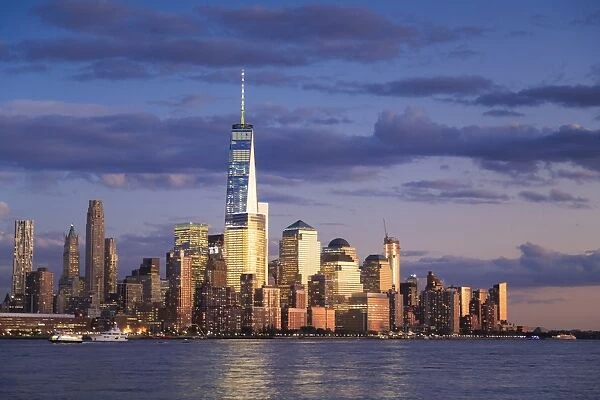 USA, New York, New York City, Lower Manhattan Skyline