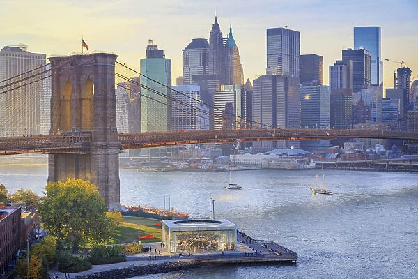 USA, New York, New York City, Lower Manhattan and Brooklyn Bridge