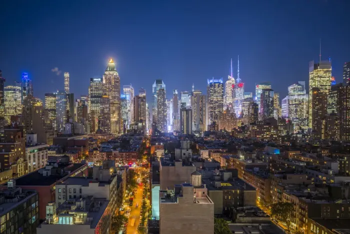Framed Print : USA, New York, New York City, Mid-Town Manhattan, elevated city skyline from the west Framed Print : USA, New York, New York City, Mid-Town Manhattan, elevated city skyline from the west