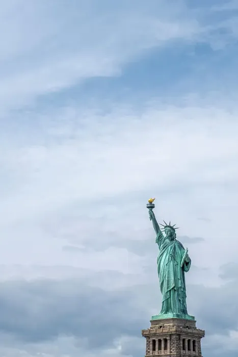 Framed Print : USA, New York, Statue of Liberty. Isolated picture of the statue with sky and copy space