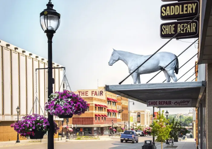 Framed Print : USA, North Dakota, Minot, Downtown