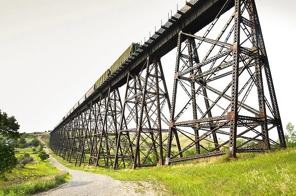 USA, North Dakota, Minot, High Line Railroad Bridge, Hi-Line, Freight Train