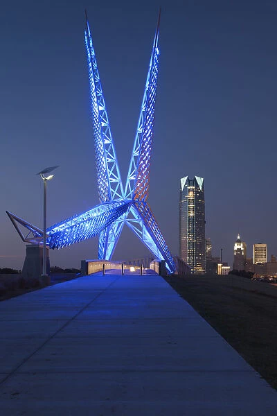 USA, Oklahoma, Oklahoma City, Skydance Footbridge over highway I-40, built 2012