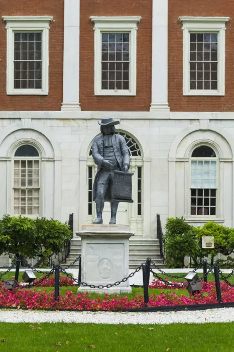 Framed Print : USA, Pennsylvania, Philadelphia, William Penn statue by Pennsylvania Hospital, oldest Framed Print : USA, Pennsylvania, Philadelphia, William Penn statue by Pennsylvania Hospital, oldest