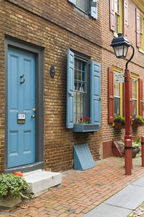 Framed Print : USA, Pennsylvania, Philadelphia, Elfreths Alley, oldest residential street