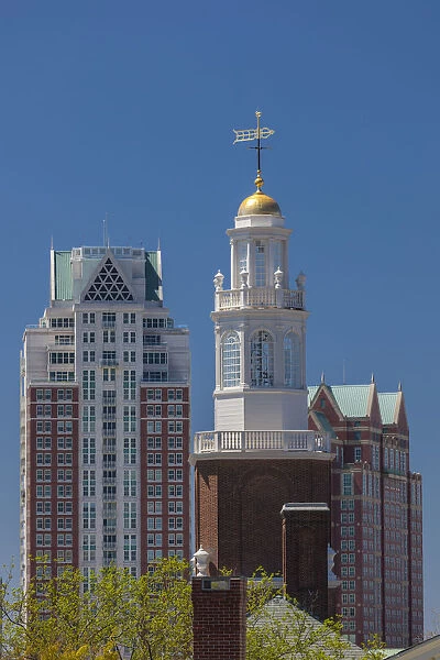 USA, Rhode Island, Providence, Rhode Island School of Design, RISD, tower with new