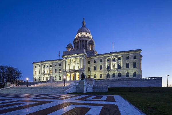 USA, Rhode Island, Providence, Rhode Island State House, exterior, dawn