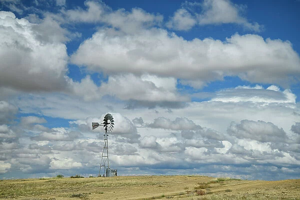 USA, Southwest, New Mexico, Windmill