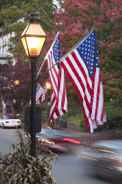USA, Tennessee, Jonesborough, Oldest town in Tennessee, Main Street, US flags