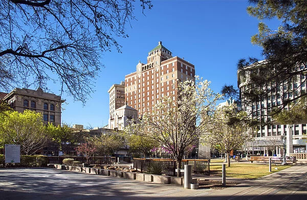 USA, Texas, El Paso, Skyline, Bordertown, Downtown, San Jacinto Plaza, Plaza Hotel, Built By Conrad Hilton In 1930, Formerly Called The El Paso Hilton