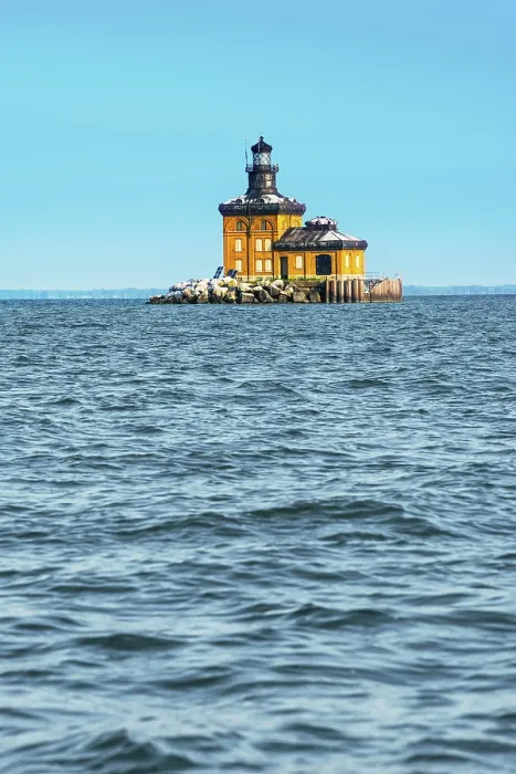 Framed Print : USA, Toledo, Ohio, Toledo Harbor Lighthouse, Located 5 Miles Off Shore On Lake Erie, Marks The Entrance To the Toledo Harbor, Built In 1901 Framed Print : USA, Toledo, Ohio, Toledo Harbor Lighthouse, Located 5 Miles Off Shore On Lake Erie, Marks The Entrance To the Toledo Harbor, Built In 1901