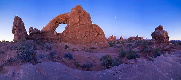 USA, Utah, Arches National Park, South Arch