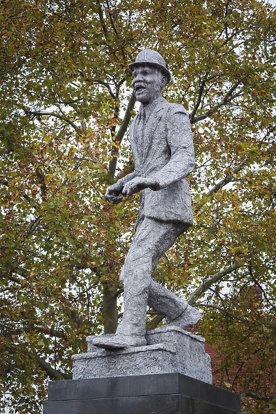 USA, Virginia, Richmond, statue of Bill Bojangles Robinson, black dancer and actor