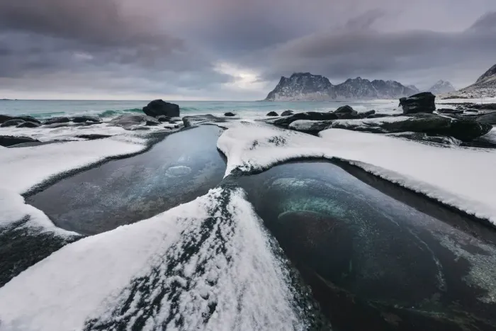 Framed Print : Uttakleiv beach after an heavy snowfall in Lofoten islands, Norway Framed Print : Uttakleiv beach after an heavy snowfall in Lofoten islands, Norway