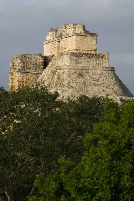 Framed Print : Uxmal, Mexico. The Magicians Pyramid at Uxmal Yucatan Peninsula Mexico Framed Print : Uxmal, Mexico. The Magicians Pyramid at Uxmal Yucatan Peninsula Mexico
