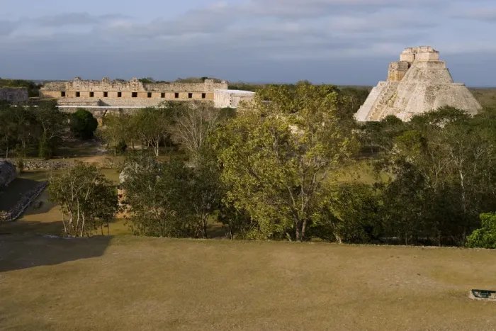 Framed Print : Uxmal, Mexico. The Mayan ruins at Uxmal in Yucatan Mexico