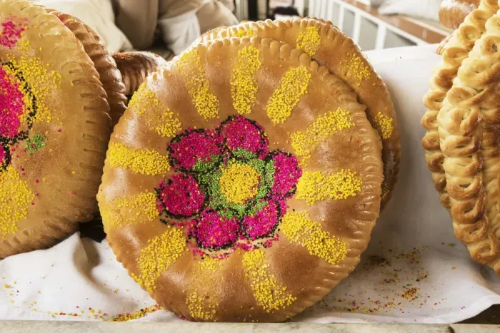 Framed Print : Uzbek bread at the Siyob Bazaar. Samarkand, a UNESCO World Heritage Site. Uzbekistan Framed Print : Uzbek bread at the Siyob Bazaar. Samarkand, a UNESCO World Heritage Site. Uzbekistan