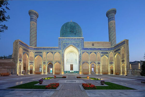 Uzbekistan, Samarkand, Gur-e-Amir mausoleum, resting place of Timur illuminated at sunset