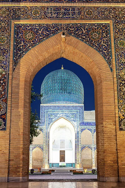 Uzbekistan, Samarkand, Gur-e-Amir mausoleum, resting place of Timur illuminated at night