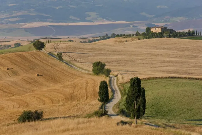 Framed Print : Val d Orcia, Tuscany, Italy Framed Print : Val d Orcia, Tuscany, Italy