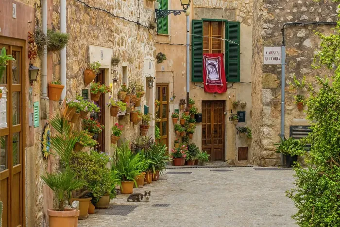 Framed Print : Valldemossa, Serra de Tramuntana, Mallorca, Balearic Islands, Spain