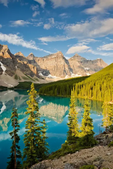 Framed Print : Valley of the Ten Peaks & Moraine Lake, Banff National Park, Alberta, Canada Framed Print : Valley of the Ten Peaks & Moraine Lake, Banff National Park, Alberta, Canada