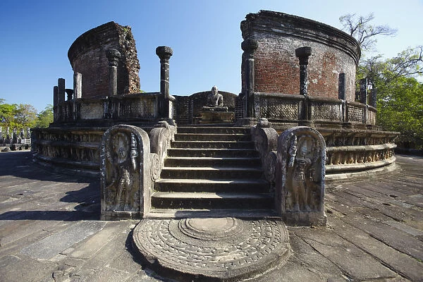 Vatadage, Quadrangle, Polonnaruwa (UNESCO World Heritage Site), North Central Province
