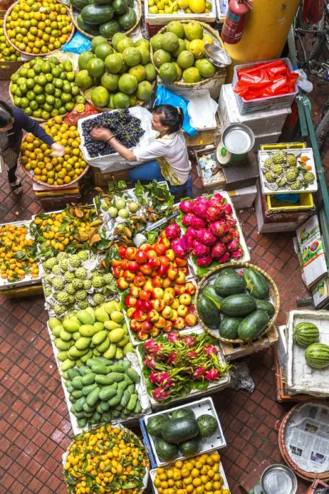 Framed Print : Vegetable market in central hanoi, Vietnam Framed Print : Vegetable market in central hanoi, Vietnam