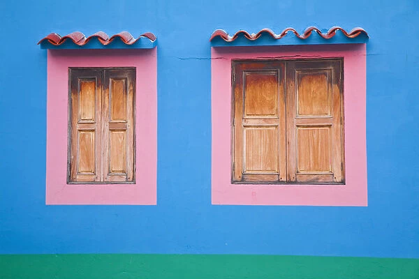 Venezuela, Archipelago Los Roques National Park, Gran Roque, Colourful house