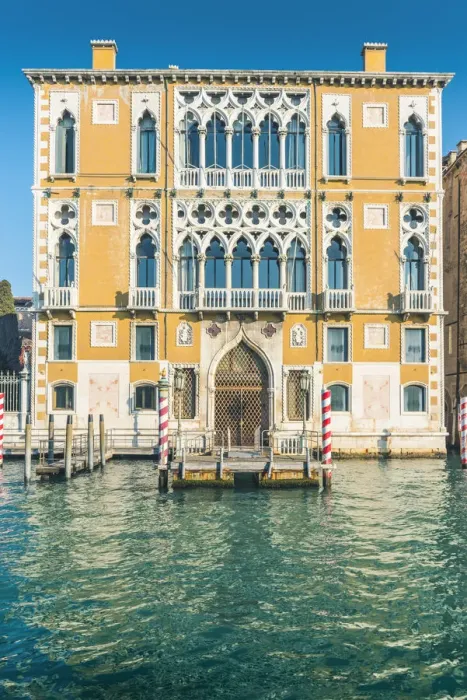Framed Print : Venice, Veneto, Italy. Gothic waterfront of Palazzo Cavalli-Franchetti Framed Print : Venice, Veneto, Italy. Gothic waterfront of Palazzo Cavalli-Franchetti