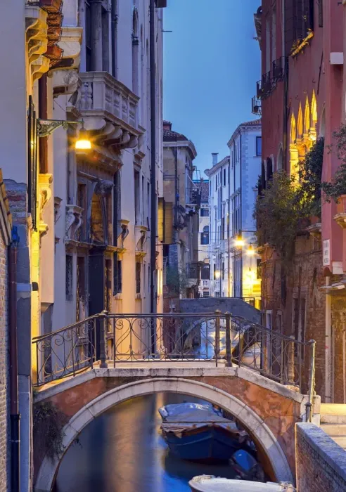 Framed Print : Venice, Veneto, Italy. View over a bridge and a canal at dusk Framed Print : Venice, Veneto, Italy. View over a bridge and a canal at dusk