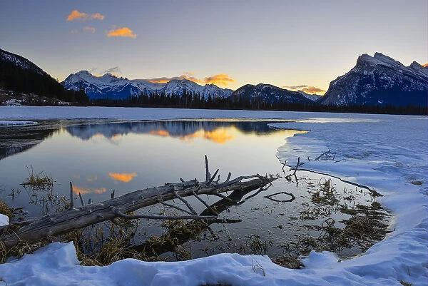 Vermillion Lakes at Dawn in Winter, Banff National Park, Alberta, Canada