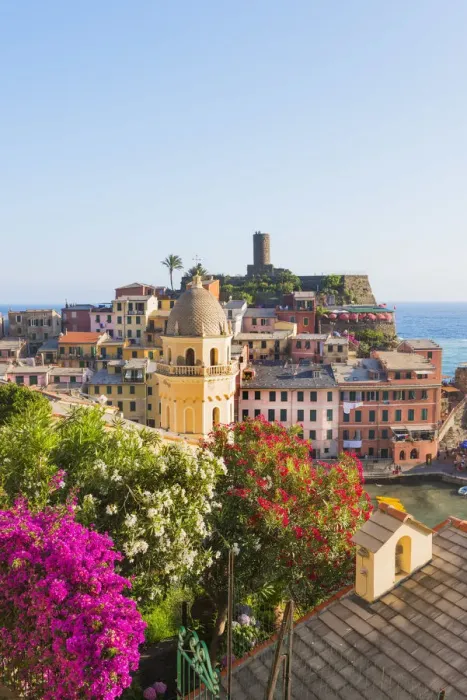 Framed Print : Vernazza, Cinque Terre, Liguria, Italy Framed Print : Vernazza, Cinque Terre, Liguria, Italy