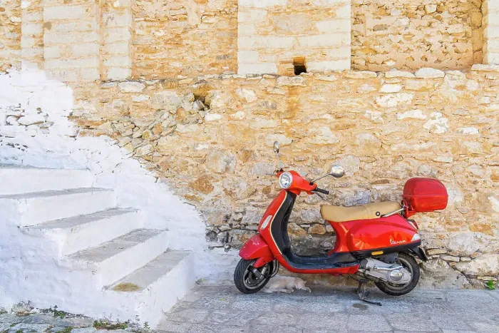 Framed Print : A Vespa scooter in Symi, Dodecanese Islands, Greece Framed Print : A Vespa scooter in Symi, Dodecanese Islands, Greece
