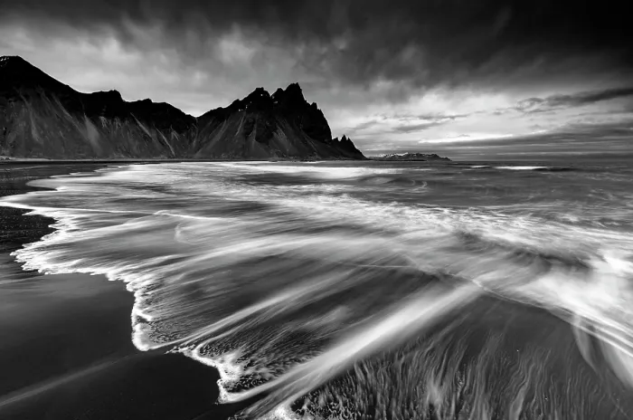 Framed Print : Vestrahorn mountain in winter, with waves washing up the black sand beach. Stokksnes, Southeast Iceland Framed Print : Vestrahorn mountain in winter, with waves washing up the black sand beach. Stokksnes, Southeast Iceland