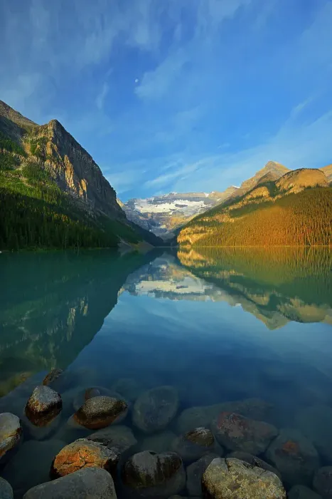 Framed Print : Victoria Glacier on Mt. Victoria at Lake Louise. On the right is Mt. Whyte, and The Big Beehive. On the left is Fairview Mountain, Banff National Park, Alberta, Canada Framed Print : Victoria Glacier on Mt. Victoria at Lake Louise. On the right is Mt. Whyte, and The Big Beehive. On the left is Fairview Mountain, Banff National Park, Alberta, Canada