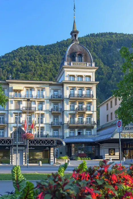 Framed Print : Victoria Jungfrau Grand Hotel, Interlaken, Switzerland