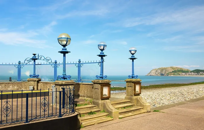 Framed Print : Victorian bandstand on Llandudno seafront, Conwy, Wales Framed Print : Victorian bandstand on Llandudno seafront, Conwy, Wales