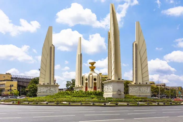 Framed Print : Victory Monument, Bangkok, Thailand