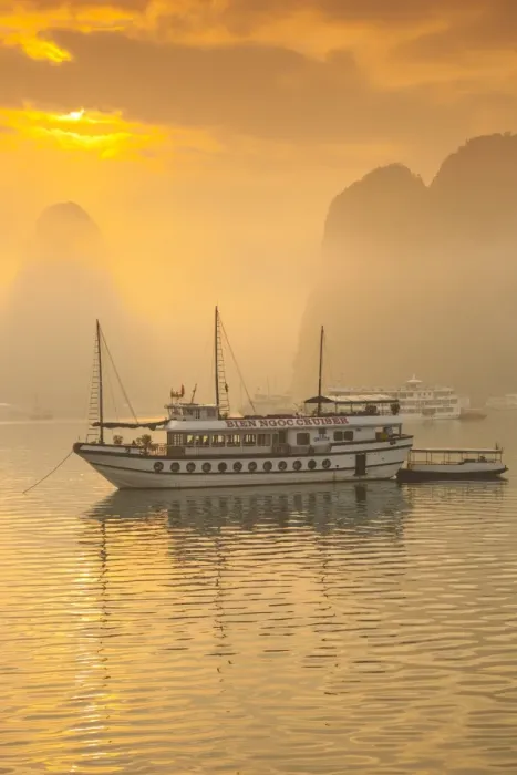 Framed Print : Vietnam, Halong Bay, tourist boats, sunrise Framed Print : Vietnam, Halong Bay, tourist boats, sunrise