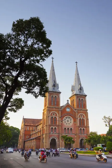 Framed Print : Vietnam, Ho Chi Minh City (Saigon), Notre Dame Cathedral Framed Print : Vietnam, Ho Chi Minh City (Saigon), Notre Dame Cathedral