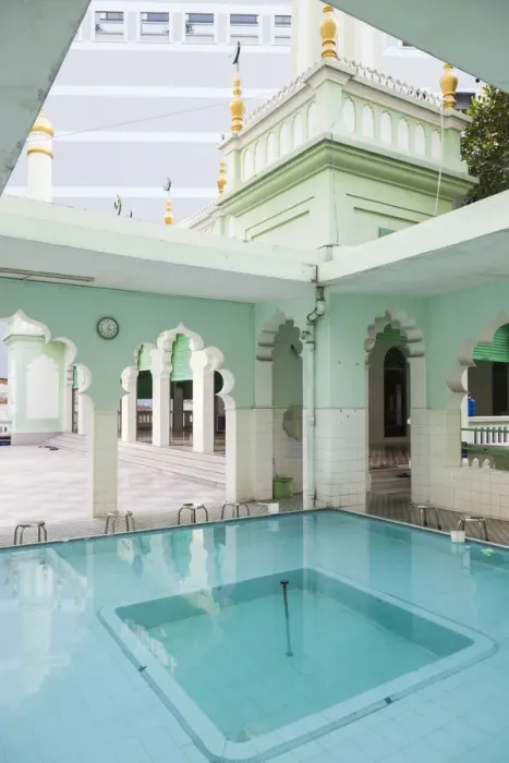 Framed Print : Vietnam, Ho Chi Minh City, Saigon Central Mosque, ablutions pool