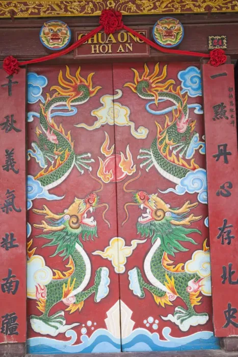Framed Print : Vietnam, Hoi An, Quan Cong Temple, Entrance Doorway depicting Dragons Framed Print : Vietnam, Hoi An, Quan Cong Temple, Entrance Doorway depicting Dragons