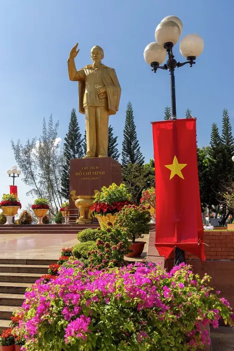 Framed Print : Vietnam, Mekong delta, Can Tho, Ninh Kieu, Ho Chi Minh monument during the Tet festival Framed Print : Vietnam, Mekong delta, Can Tho, Ninh Kieu, Ho Chi Minh monument during the Tet festival